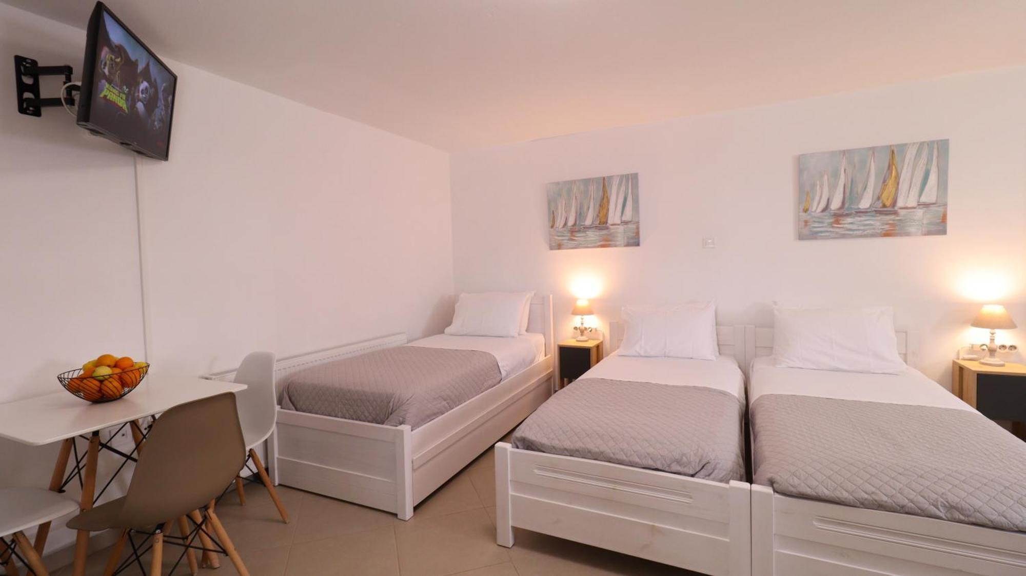 Lemon Tree Maisonette - Naoussa Paros Bagian luar foto