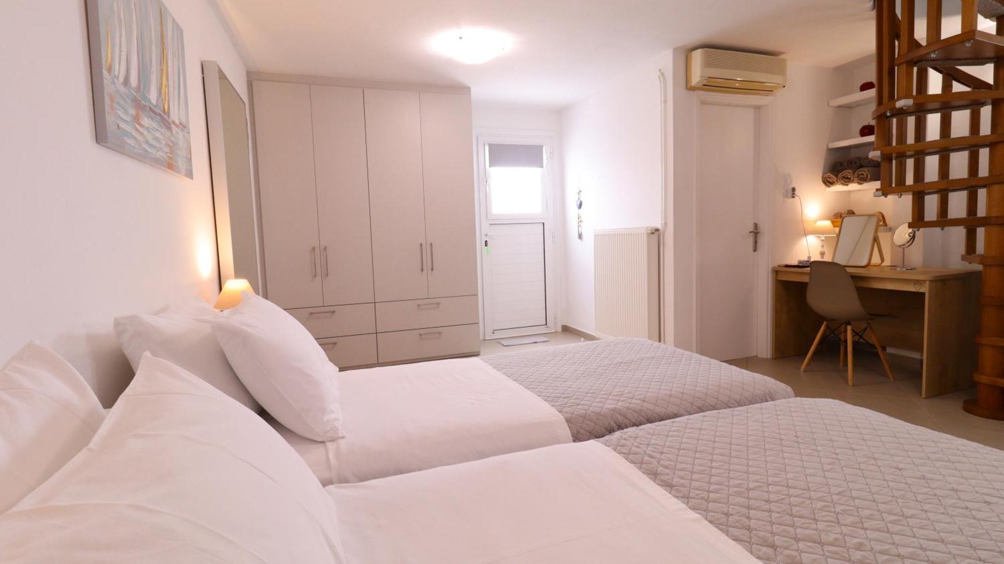 Lemon Tree Maisonette - Naoussa Paros Bagian luar foto